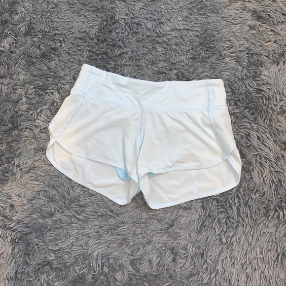 SOLD: Lululemon Speed Short 2.5” - Picture 6 of 9